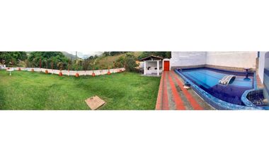 Venta de casa finca de recreo en Barbosa sector el hatillo