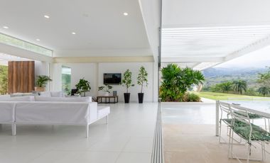 Vendo Finca Moderna En La Siria, Amaga, Antioquia