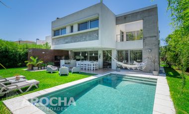 Casa en  venta