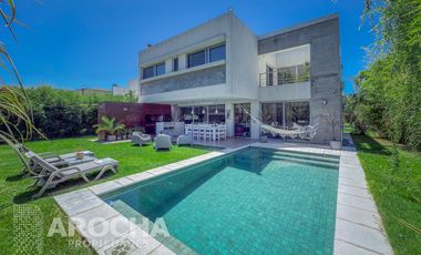 Casa en  venta