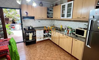 DUPLEX 4 Ambientes en VENTA “Parque Patricios”