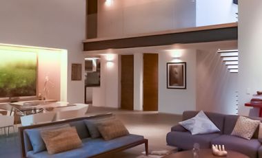 Casa de Lujo en Jacarandas