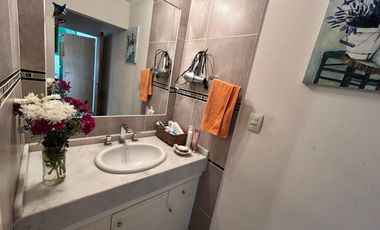 Casa  de 5 ambientes con pileta y quincho
