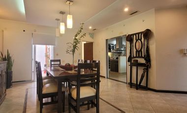 Casa  de 5 ambientes con pileta y quincho