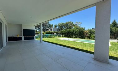 Casa en  Venta a estrenar San Ramon