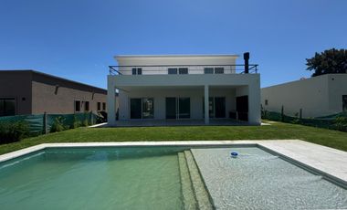 Casa en  Venta a estrenar San Ramon
