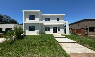 Casa en  Venta a estrenar San Ramon
