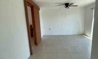 Casa a espaldas de la prepa  Tec Santa Anita