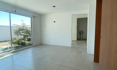 Casa a espaldas de la prepa  Tec Santa Anita