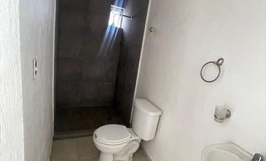Casa a espaldas de la prepa  Tec Santa Anita