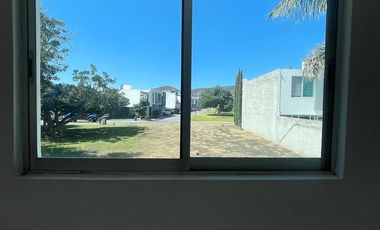 Casa a espaldas de la prepa  Tec Santa Anita