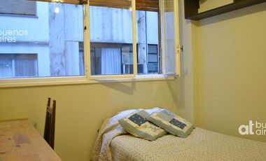 Recoleta. Departamento 4 ambientes con balcón. Alquiler temporario