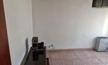 Casa en venta - 2 Dormitorios 1 Baño - Cochera - 213Mts2 - Mar del Plata
