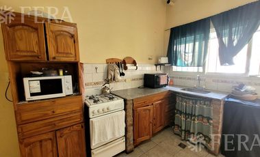 Venta PH 2 ambientes con patio en Morón