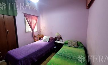 Venta PH 2 ambientes con patio en Morón