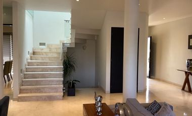 VENTA CASA EN CERRADA-PARQUES  HERRADURA vigilancia