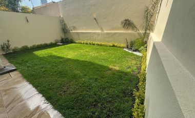 VENTA CASA EN CERRADA-PARQUES  HERRADURA vigilancia