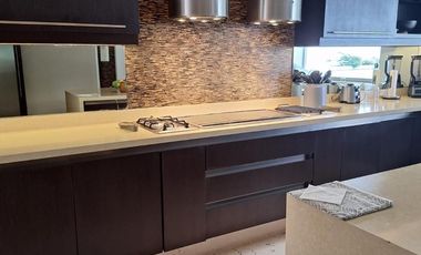 Hermosa casa en Venta y renta en Real del country, Bosque Real