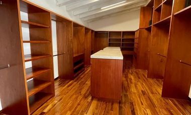Hermosa casa en Venta y renta en Real del country, Bosque Real