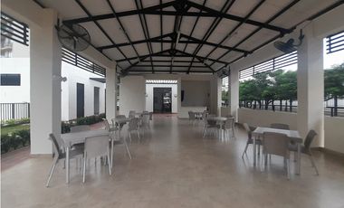 APARTAMENTO AMOBLADO EN ARRIENDO LAS PALMAS MANACA. RICAURTE, CUND.