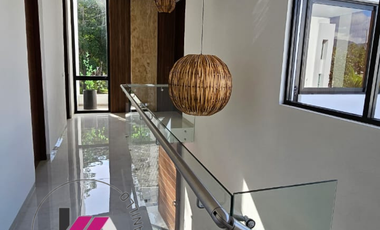 HERMOSA RESIDENCIA DE LUJO EN CONDOMINIO LA HIGUERA