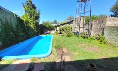 APTO CREDITO! CASA EN VENTA -JOSE C.PAZ- 5 AMBIENTES-PARRILLA-PARQUE Y PILETA-OPORTUNIDAD! RETASADA!