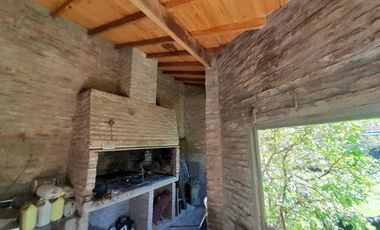 APTO CREDITO! CASA EN VENTA -JOSE C.PAZ- 5 AMBIENTES-PARRILLA-PARQUE Y PILETA-OPORTUNIDAD! RETASADA!