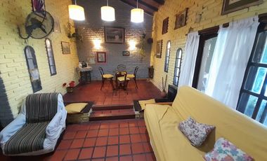 APTO CREDITO! CASA EN VENTA -JOSE C.PAZ- 5 AMBIENTES-PARRILLA-PARQUE Y PILETA-OPORTUNIDAD! RETASADA!