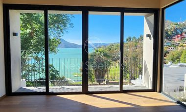 CASA CON EXCELENTE VISTA AL LAGO Y A LA PEÑA DE VALLE DE BRAVO