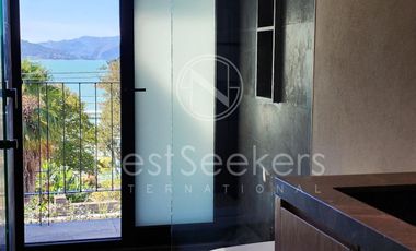 CASA CON EXCELENTE VISTA AL LAGO Y A LA PEÑA DE VALLE DE BRAVO