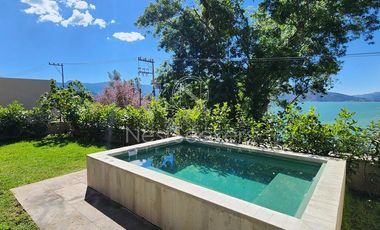 CASA CON EXCELENTE VISTA AL LAGO Y A LA PEÑA DE VALLE DE BRAVO