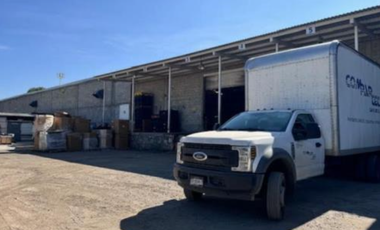 Terreno y Nave Industrial con oficinas en San Juan del Rio