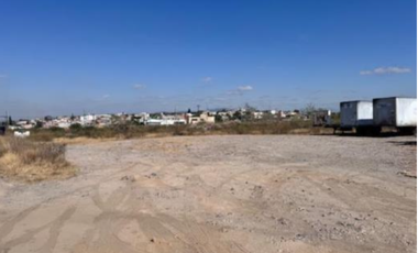 Terreno y Nave Industrial con oficinas en San Juan del Rio