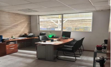 Terreno y Nave Industrial con oficinas en San Juan del Rio