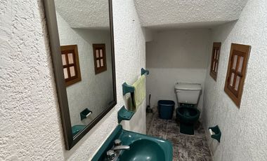 CASA CON ALBERCA EN PRIVADA ZONA ORIENTE