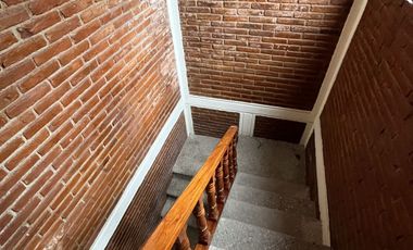 CASA CON ALBERCA EN PRIVADA ZONA ORIENTE