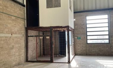 BODEGA EN RENTA EN LA LAJA