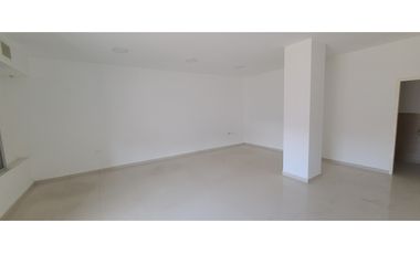 Renta de locales comerciales en la av. Flavio Reyes Manta.