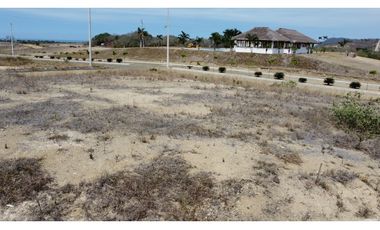 En venta lotes de terreno Proyecto San Jose Beach  frente al mar.