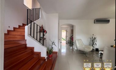 Alquiler de Casa amoblada Modelo Toledo en Versalles