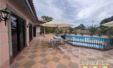 Alquiler de Casa amoblada Modelo Toledo en Versalles