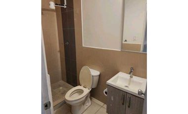 ALQUILO HERMOSA Y AMPLIA CASA EN LAS ACACIAS CANTABRIA CERCA DEL METRO