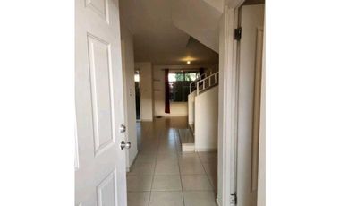 ALQUILO HERMOSA Y AMPLIA CASA EN LAS ACACIAS CANTABRIA CERCA DEL METRO