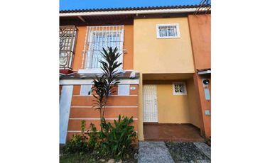 ALQUILO HERMOSA Y AMPLIA CASA EN LAS ACACIAS CANTABRIA CERCA DEL METRO