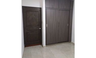 ALQUILO CASA SEMIAMOBLADA EN PASEO LOS GUAYACANES - CHITRE
