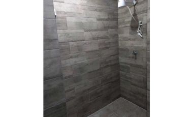 ALQUILO CASA SEMIAMOBLADA EN PASEO LOS GUAYACANES - CHITRE