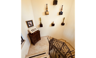 VENTA-ALQUILER CASA ANTIGUA