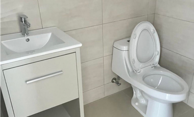 Apartamento en venta PH Kings Park- Condado del Rey (JS)