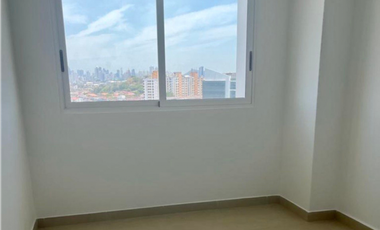 Apartamento en venta PH Kings Park- Condado del Rey (JS)