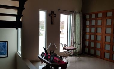CASA EN VENTA EN FRACC CAMPESTRE ROYAL